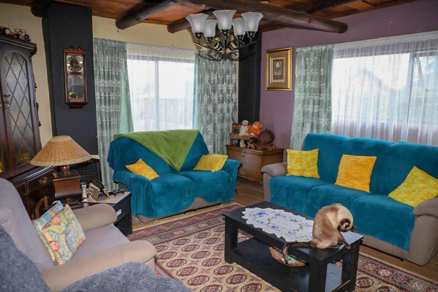 6 Bedroom Property for Sale in Oranjeville Free State